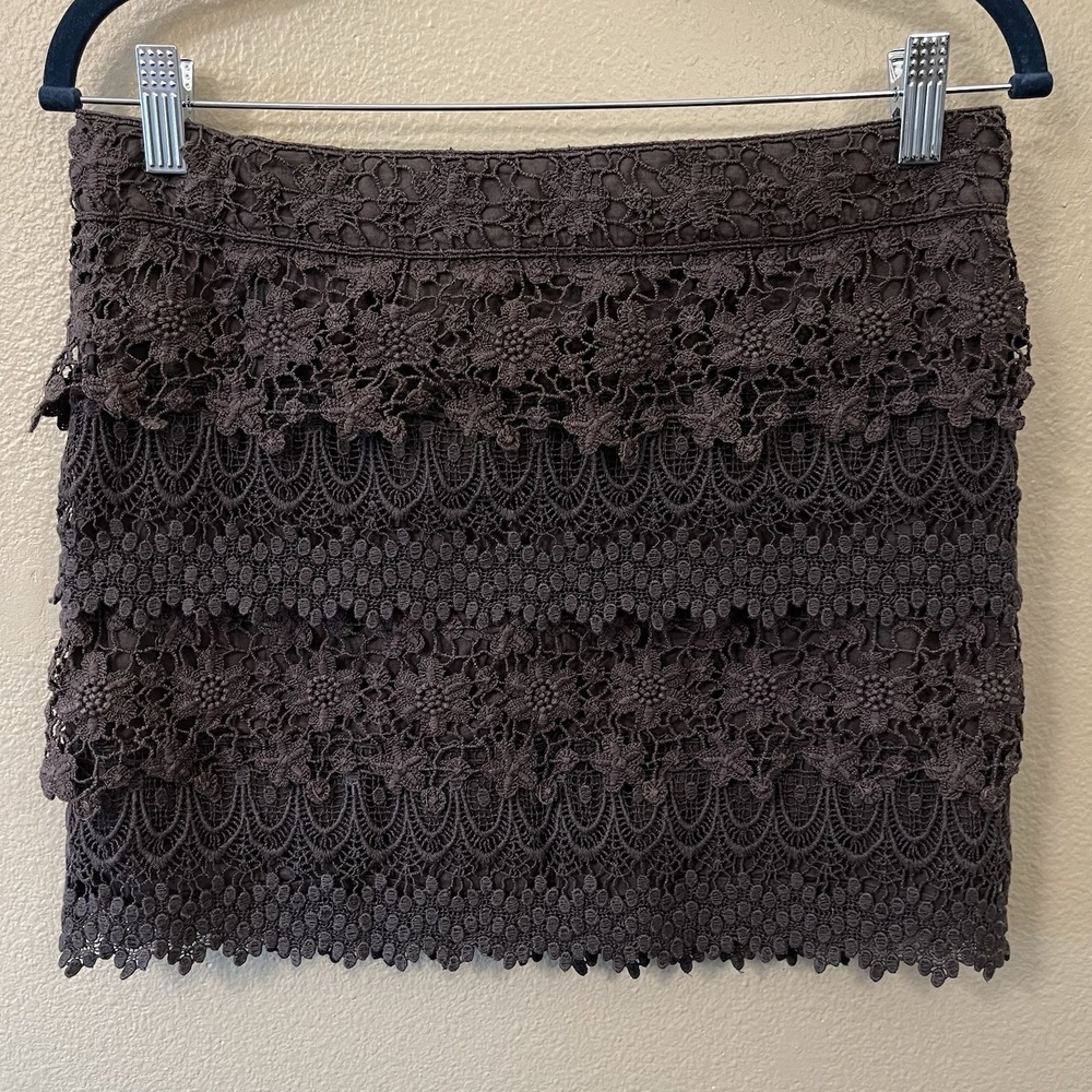 American Eagle Crochet Lace Mini Skirt Gray Zipper Lined Boho Y2K Festival‎ Sz 4